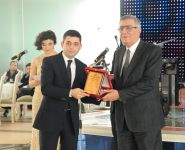 84 jurnalist qalib gəldi (FOTO)