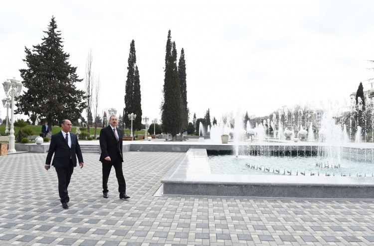 Bərdədə Heydər Əliyev adına park-bulvar istifadəyə verilib  (FOTO)