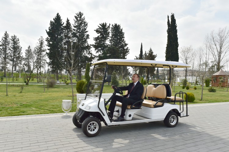 Bərdədə Heydər Əliyev adına park-bulvar istifadəyə verilib  (FOTO)