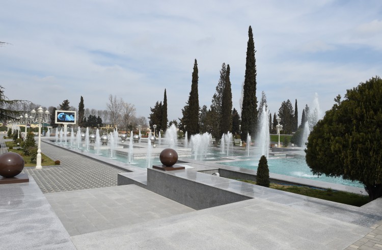 Bərdədə Heydər Əliyev adına park-bulvar istifadəyə verilib  (FOTO)