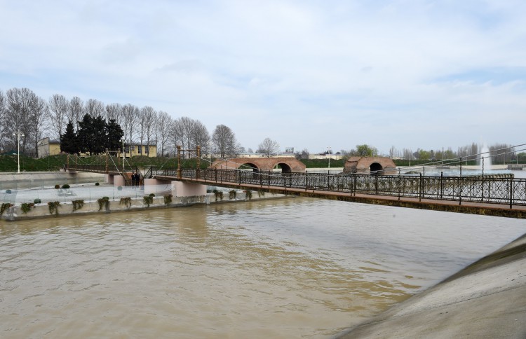 Bərdədə Heydər Əliyev adına park-bulvar istifadəyə verilib  (FOTO)