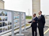 İlham Əliyev Bərdədə Mollaisalar-Vəliuşağı-Mollaəhmədli-Sərkarlar avtomobil yolunun açılışında iştirak edib (FOTO)