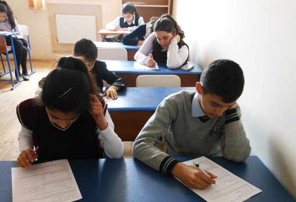 Pula qənaət edən şagirdlər üçün yeni imkan