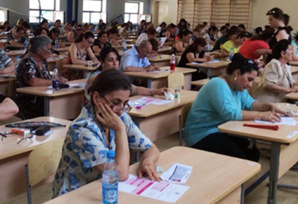 Bakıda müəllimlərin yerdəyişməsi üzrə müsabiqə yekunlaşır