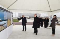 Azərbaycan Prezidenti və xanımı Böyükşor gölünün və ətraf ərazilərin ekoloji vəziyyətinin kompleks bərpası işləri ilə tanış olublar (FOTO)