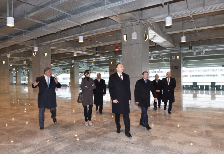 Prezident İlham Əliyev və xanımı Bakı Olimpiya Stadionunun açılışında iştirak ediblər (FOTO)