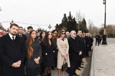 Prezident İlham Əliyev və xanımı Novruz bayramı münasibətilə ümumxalq şənliyində iştirak ediblər (ƏLAVƏ OLUNUB) (FOTO)