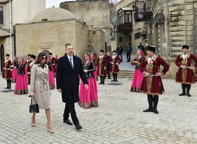 Prezident İlham Əliyev və xanımı Novruz bayramı münasibətilə ümumxalq şənliyində iştirak ediblər (ƏLAVƏ OLUNUB) (FOTO)