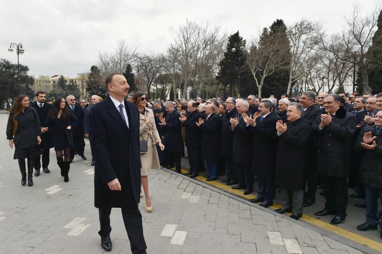Prezident İlham Əliyev və xanımı Novruz bayramı münasibətilə ümumxalq şənliyində iştirak ediblər (ƏLAVƏ OLUNUB) (FOTO)
