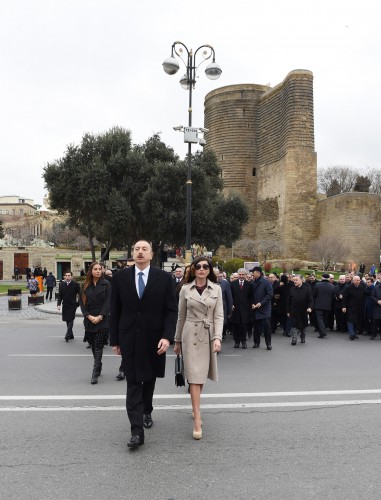Prezident İlham Əliyev və xanımı Novruz bayramı münasibətilə ümumxalq şənliyində iştirak ediblər (ƏLAVƏ OLUNUB) (FOTO)