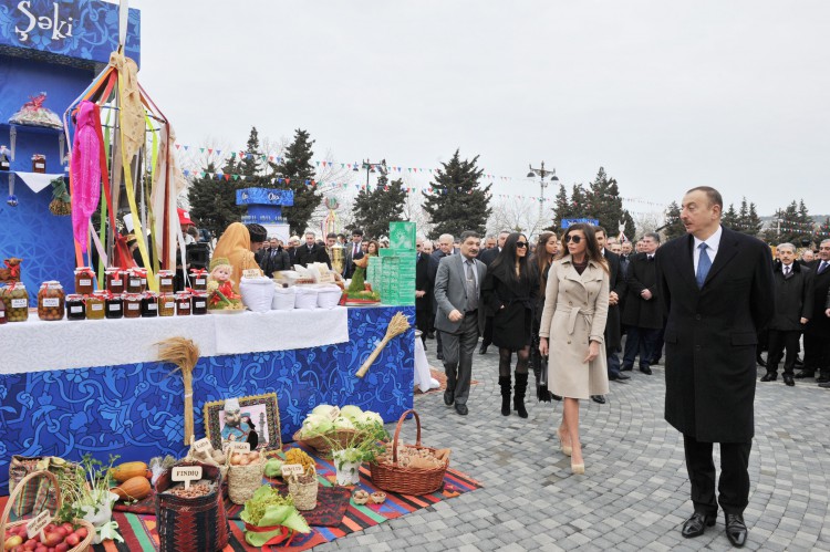 Prezident İlham Əliyev və xanımı Novruz bayramı münasibətilə ümumxalq şənliyində iştirak ediblər (ƏLAVƏ OLUNUB) (FOTO)