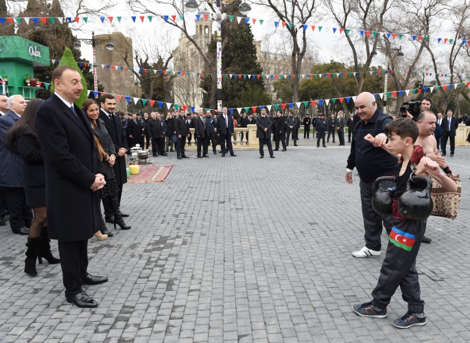 Prezident İlham Əliyev və xanımı Novruz bayramı münasibətilə ümumxalq şənliyində iştirak ediblər (ƏLAVƏ OLUNUB) (FOTO)