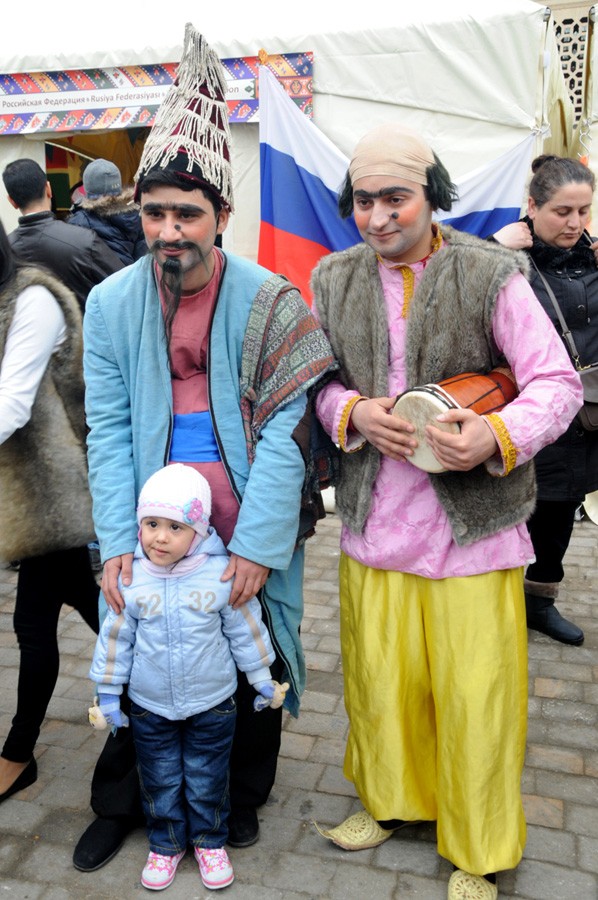 İçərişəhərdə Beynəlxalq Novruz Festivalı (FOTO)