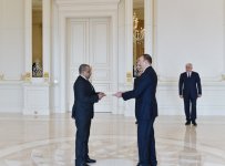 İlham Əliyev bəzi ölkələrin Azərbaycandakı yeni səfirlərinin etimadnaməsini qəbul edib (ƏLAVƏ OLUNUB - 2) (FOTO)