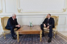 İlham Əliyev bəzi ölkələrin Azərbaycandakı yeni səfirlərinin etimadnaməsini qəbul edib (ƏLAVƏ OLUNUB - 2) (FOTO)