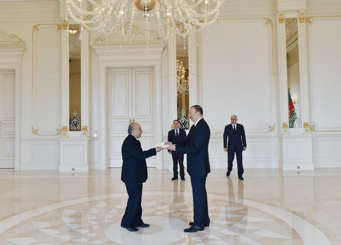 İlham Əliyev bəzi ölkələrin Azərbaycandakı yeni səfirlərinin etimadnaməsini qəbul edib (ƏLAVƏ OLUNUB - 2) (FOTO)