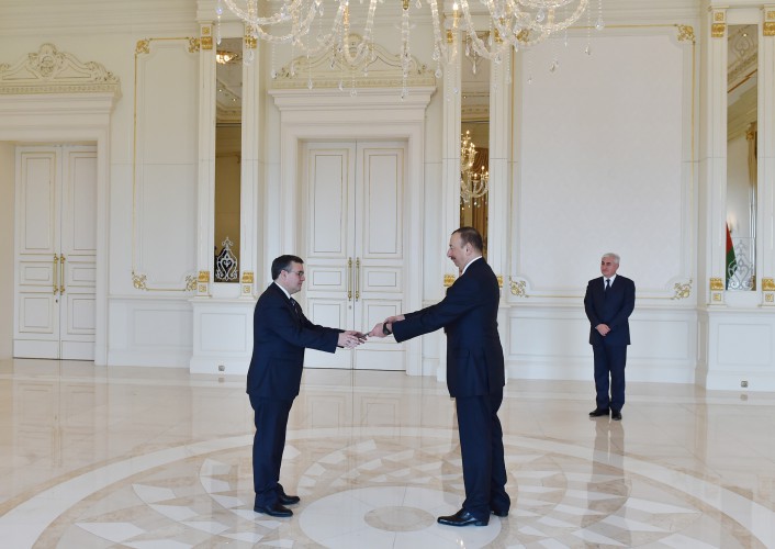 İlham Əliyev bəzi ölkələrin Azərbaycandakı yeni səfirlərinin etimadnaməsini qəbul edib (ƏLAVƏ OLUNUB - 2) (FOTO)