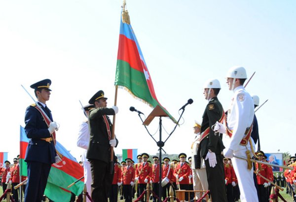 Ali Hərbi Məktəbə tələbə qəbulu elan edilib