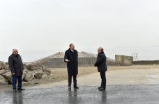 Prezident İlham Əliyev Bakı Ağ Şəhər bulvarında inşaat işlərinin gedişi ilə tanış olub (FOTO)