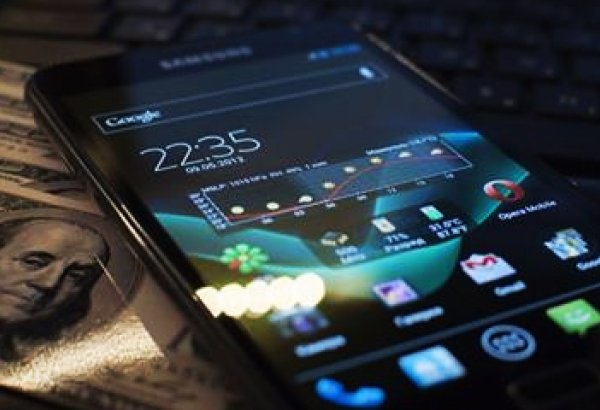 Dünyanın ən populyar qatlanan smartfonları məlum olub