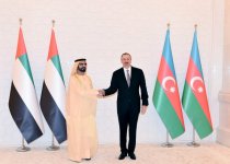 Bakıda Birləşmiş Ərəb Əmirliklərinin vitse-prezidenti və Baş naziri, Dubay Əmirinin rəsmi qarşılanma mərasimi olub (FOTO)
