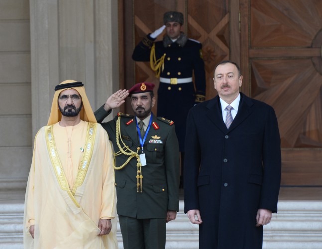 Bakıda Birləşmiş Ərəb Əmirliklərinin vitse-prezidenti və Baş naziri, Dubay Əmirinin rəsmi qarşılanma mərasimi olub (FOTO)