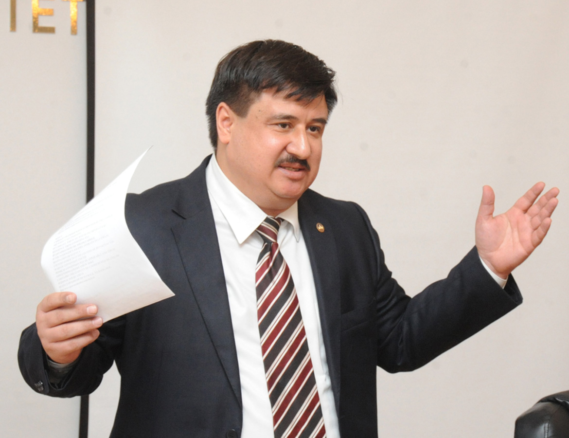 Ərəstun Mehdiyev: Qələbə Günü Azərbaycan üçün xüsusi məna ilə doludur (FOTO)
