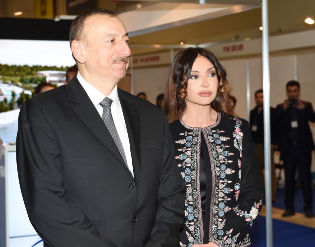 Prezident İlham Əliyev və xanımı "AITF-2015" XIV Azərbaycan Beynəlxalq turizm və səyahətlər sərgisi ilə tanış olublar (FOTO)