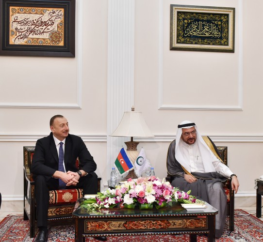 Prezident İlham Əliyev: İslam sülh və qardaşlıq dinidir (FOTO)