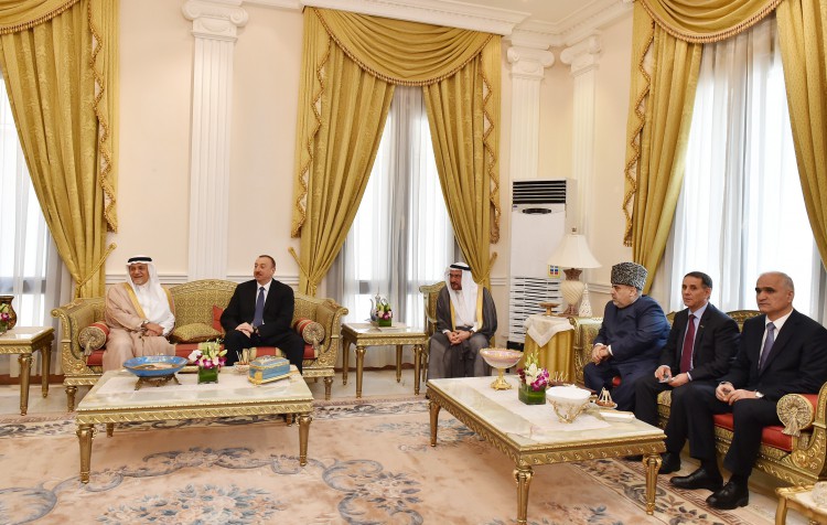 Prezident İlham Əliyev: İslam sülh və qardaşlıq dinidir (FOTO)