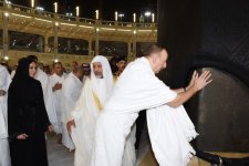 Prezident İlham Əliyev və xanımı Məkkədə ümrə ziyarətində olublar (FOTO)
