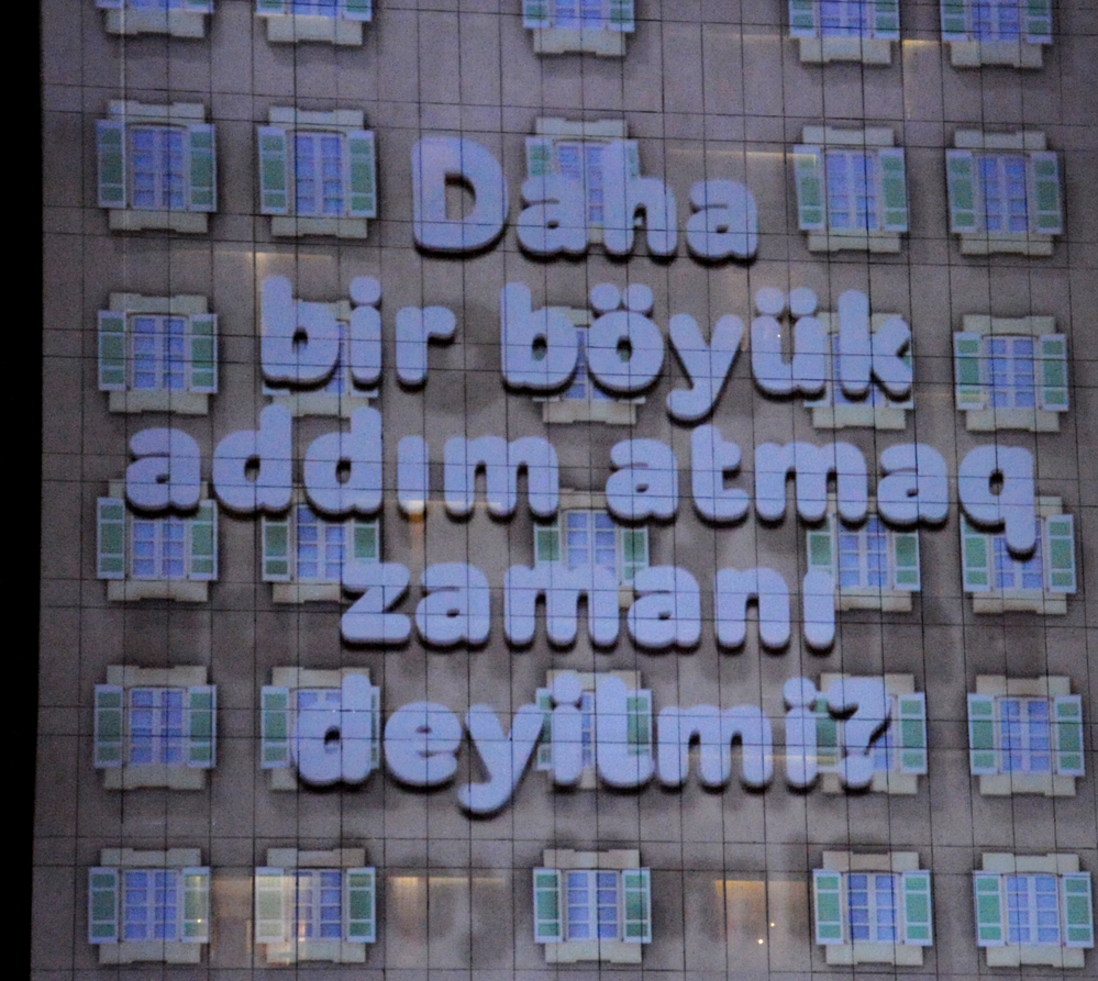 Nar Mobile yeni loqosunu təqdim etdi (FOTO)