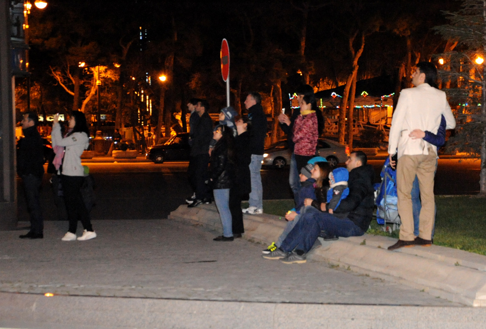 Nar Mobile yeni loqosunu təqdim etdi (FOTO)