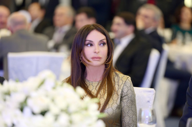 Moskvada birinci xanım Mehriban Əliyevanın iştirakı ilə “Bakı–2015” Avropa Oyunlarının təqdimatı keçirilib (FOTO)