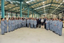 Prezident İlham Əliyev “Astaraçay” MMC-nin çay emalı fabrikində yaradılan şəraitlə tanış olub (FOTO)