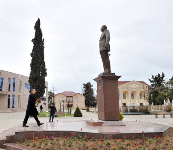 Prezident İlham Əliyev Astarada səfərdədir (FOTO)