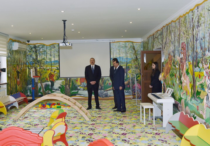 Prezident İlham Əliyev Lənkəranda yeni inşa olunan uşaq bağçasının açılışında iştirak edib (FOTO)