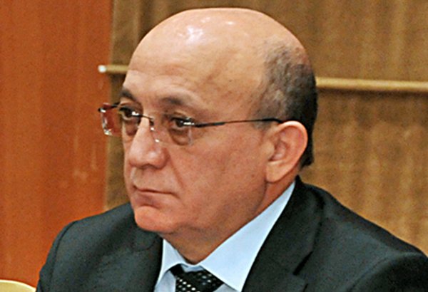 Mübariz Qurbanlı: Azərbaycanda dini ayinləri icra edən şəxs ilk dini təhsilini mütləq ölkədə almalıdır