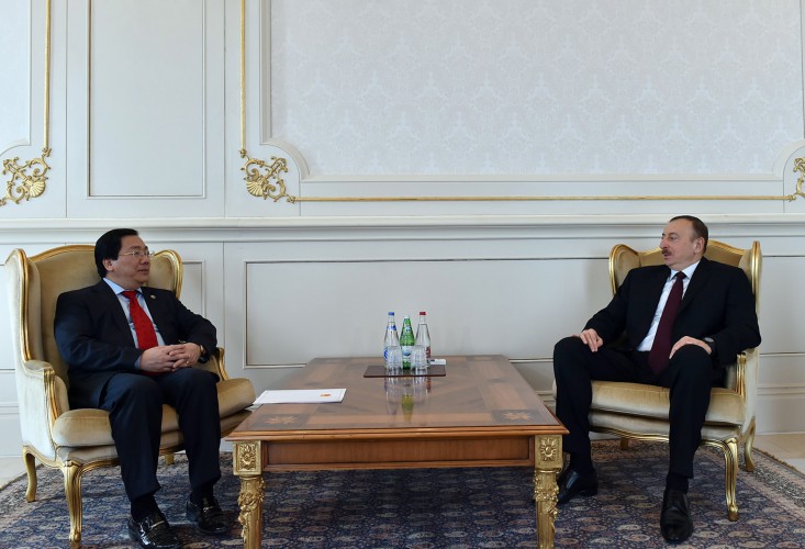 İlham Əliyev Vyetnamın Azərbaycanda yeni təyin olunmuş səfirinin etimadnaməsini qəbul edib