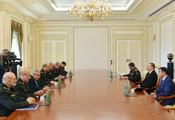 Prezident İlham Əliyev İranın müdafiə və silahlı qüvvələrə dəstək nazirini qəbul edib