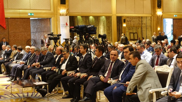Prezident İlham Əliyev “Beynəlxalq Dostluq və Sülh Mükafatı”na layiq görüldü