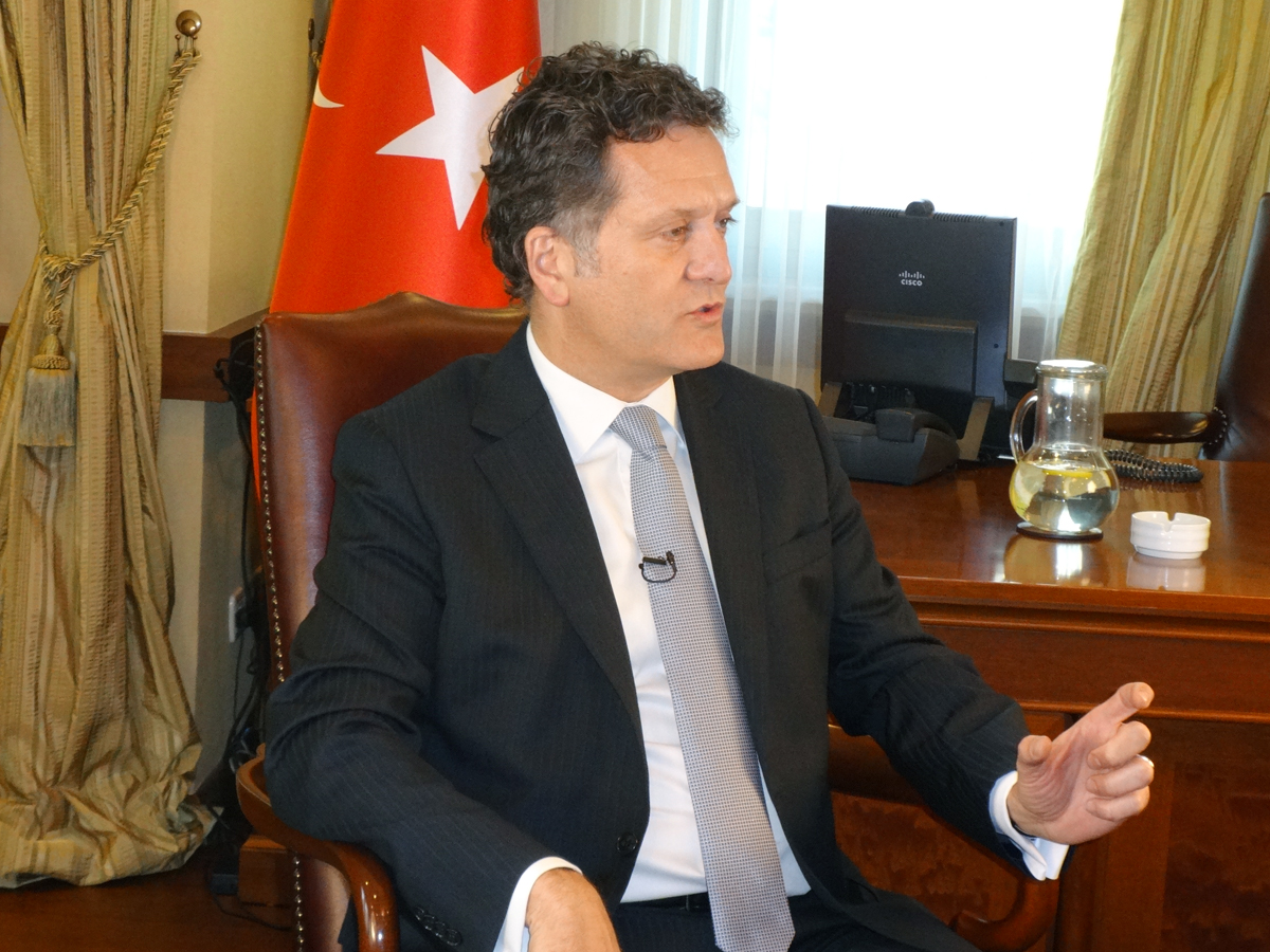 Səfir: "Türkiyə 1915-ci il hadisələrini müzakirə etməyə hazırdır, amma Ermənistan boyun qaçırır"
