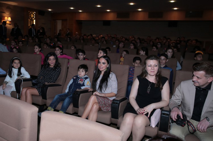 Leyla Əliyeva “Quşlar cənnəti - Ağgöl Milli Parkı” sənədli filminin təqdimat mərasimində iştirak edib (FOTO)