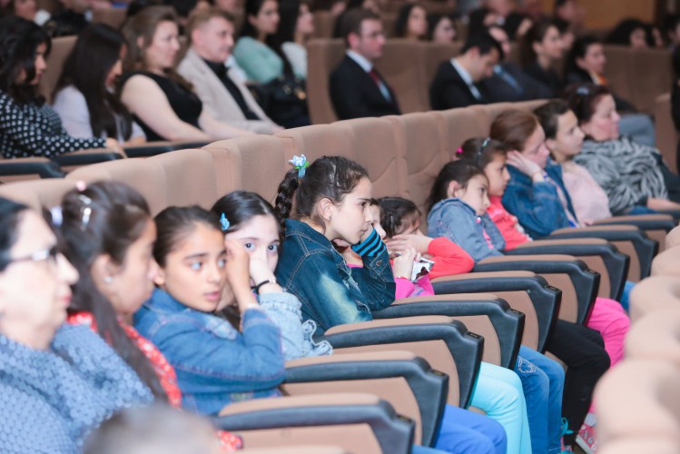 Leyla Əliyeva “Quşlar cənnəti - Ağgöl Milli Parkı” sənədli filminin təqdimat mərasimində iştirak edib (FOTO)