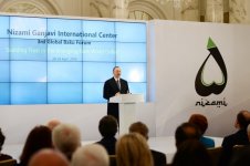 İlham Əliyev: III Qlobal Açıq Cəmiyyətlər Forumu vacib məsələlərin həlli üçün unikal imkandır (FOTO) (ƏLAVƏ OLUNUB)