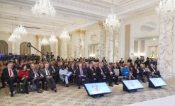İlham Əliyev: III Qlobal Açıq Cəmiyyətlər Forumu vacib məsələlərin həlli üçün unikal imkandır (FOTO) (ƏLAVƏ OLUNUB)