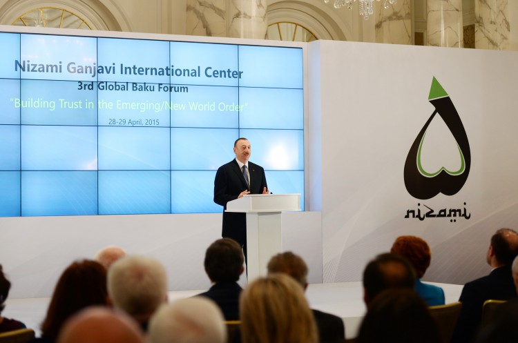 İlham Əliyev: III Qlobal Açıq Cəmiyyətlər Forumu vacib məsələlərin həlli üçün unikal imkandır (FOTO) (ƏLAVƏ OLUNUB)