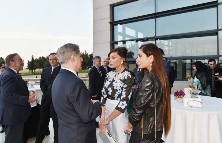 Prezident İlham Əliyevin adından III Qlobal Bakı Forumunun iştirakçılarının şərəfinə ziyafət verilib (FOTO)