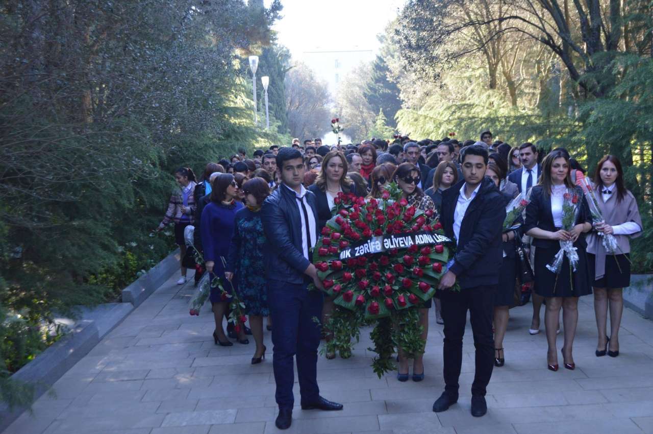 Akademik Zərifə Əliyevanın adını daşıyan liseylər görkəmli oftalmoloq alimin anım mərasimini keçirib (FOTO)