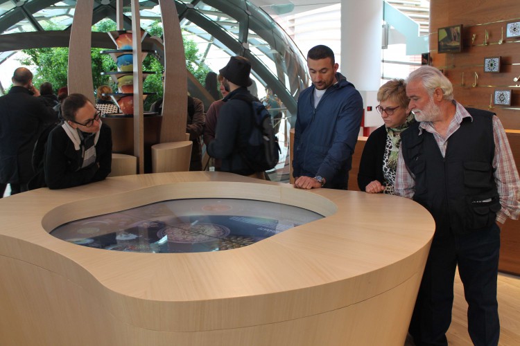 Azərbaycanın da milli pavilyonla təmsil olunduğu "Milan Expo 2015" beynəlxalq sərgisi açılıb (FOTO)